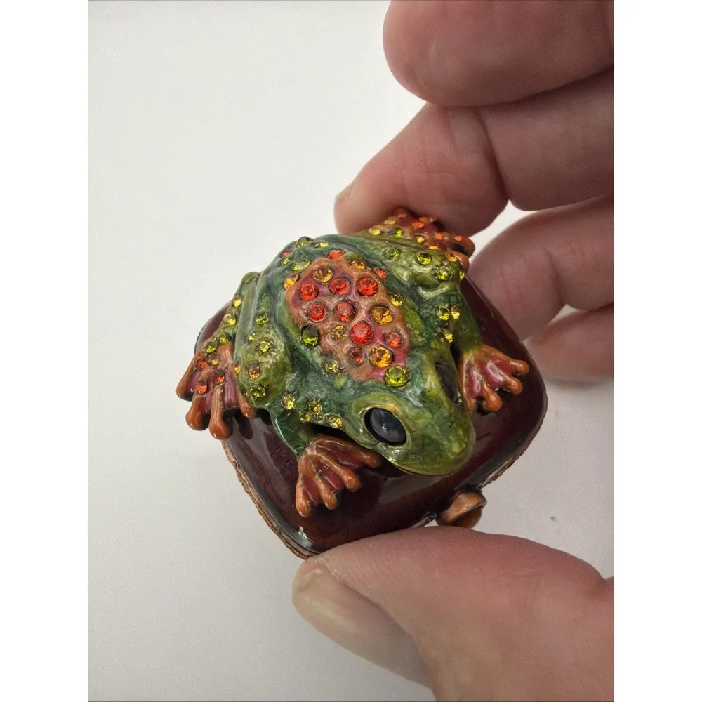 Jay Strongwater Hand Painted Trinket Box Decoration Enameled Mini  Frog